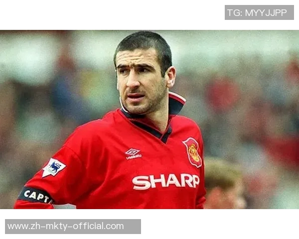 英超动态：曼联前任重金追纳乔瓜迪奥拉边后卫引援遇阻碍